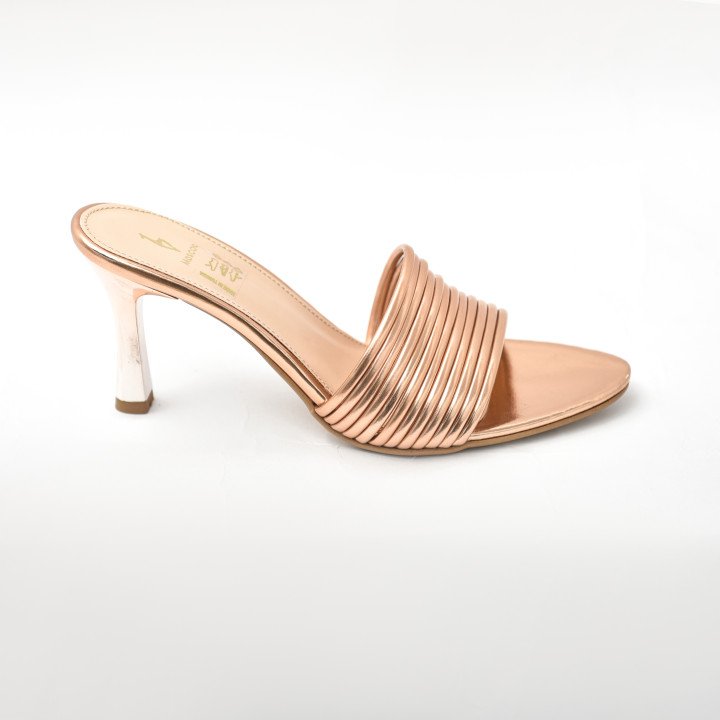 Mule à talon élégante à bride texturée